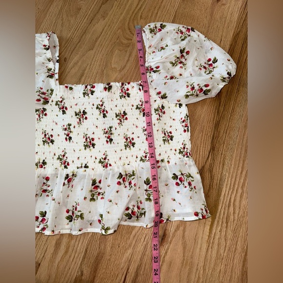 NEW J. Crew Cotton Blend Puff-sleeve Smocked Blouse Top Strawberry Floral Large - Picture 7 of 11